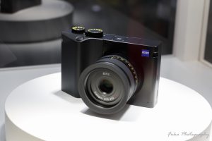 cp+ 2019 ZEISS ZX1