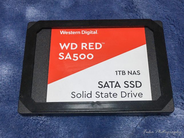 WD Red SSD 1TB WDS100T1R0Aに玄人志向 SSDスペーサー KRSP-795を取り付け