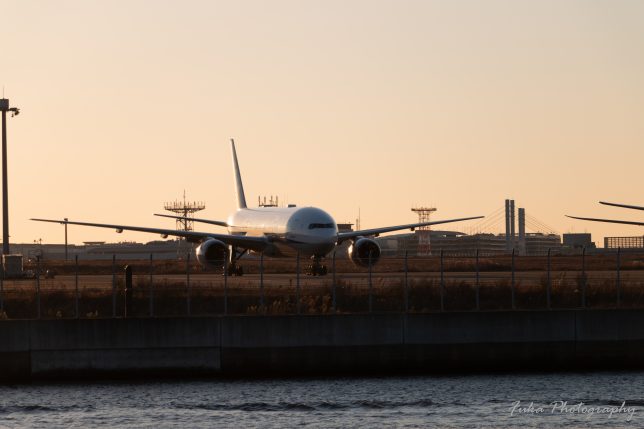 京浜島つばさ公園からの羽田空港