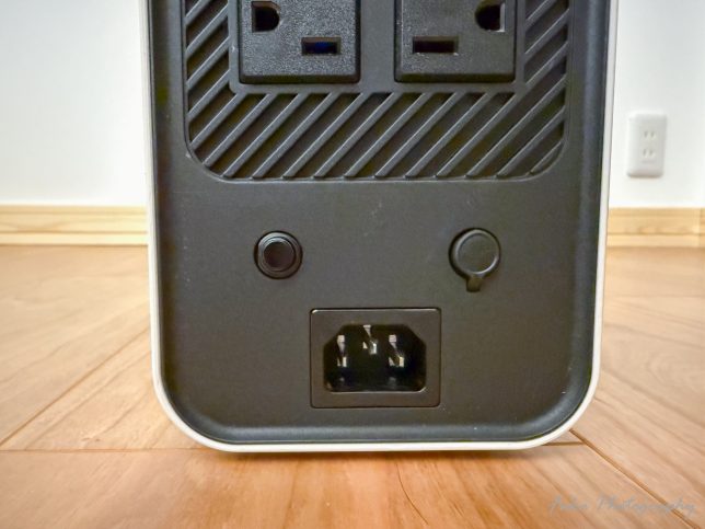 GOLDENMATE 無停電電源装置 UPS 1000VA Pro/800W 本体裏面AC入力ソケット周り