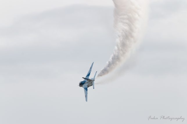 令和7年度入間航空祭 展示飛行 T-4 BLUE IMPULSE
