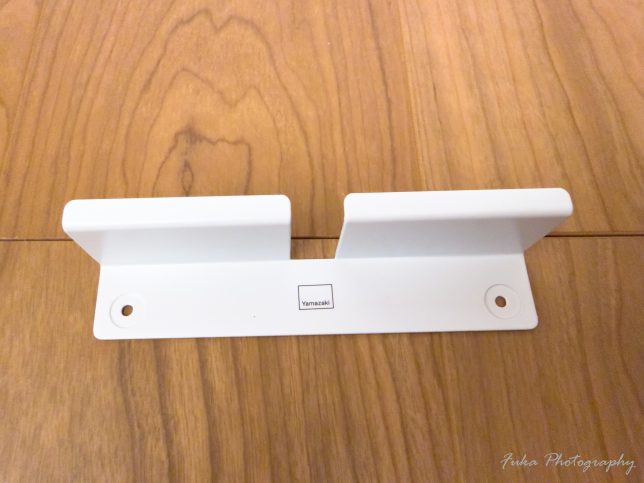 山崎実業(Yamazaki) 「ウォール スマートフォンホルダー タワー ホワイト ZK-TW CE WH 05895」 本体