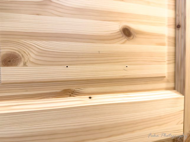 取り付けか所に下穴をあけたところ