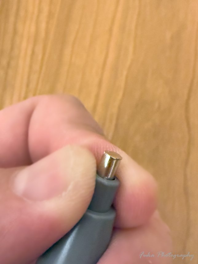 日軽産業株式会社 「マジッククロス8 プッシュマジック MC-018」 プッシュマジックの先端を押したところ