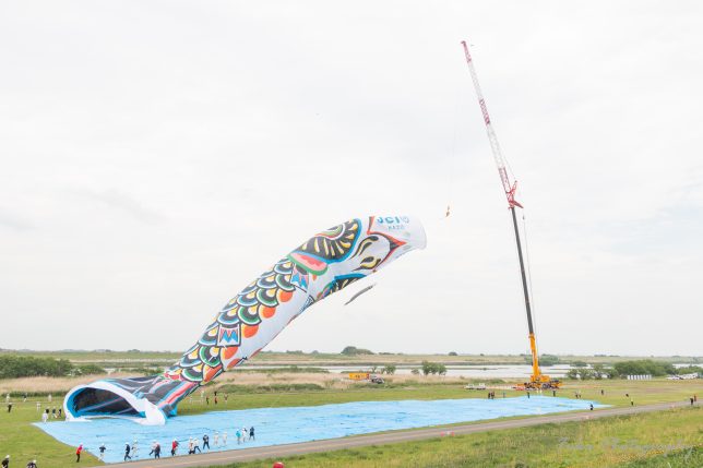 加須市民平和祭（ジャンボこいのぼり遊泳）2026 ジャンボこいのぼり遊泳2回目